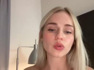 girl Sexy Teen Cam Girls Inserting Dildoes In Their Wet Pussy with alexagrayfreeforyou