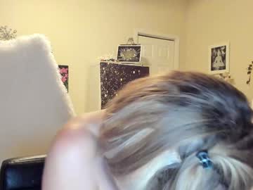 girl Sexy Teen Cam Girls Inserting Dildoes In Their Wet Pussy with laceyinlondon